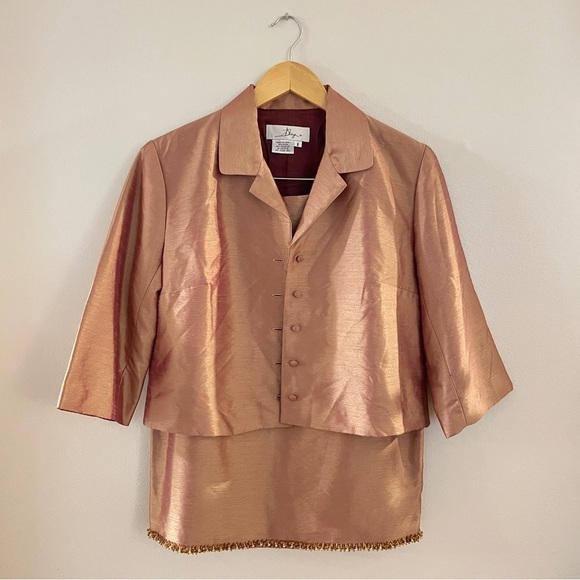 Donna Morgan Coordinated Suit Beaded Hem Size 8 - Picture 1 of 11